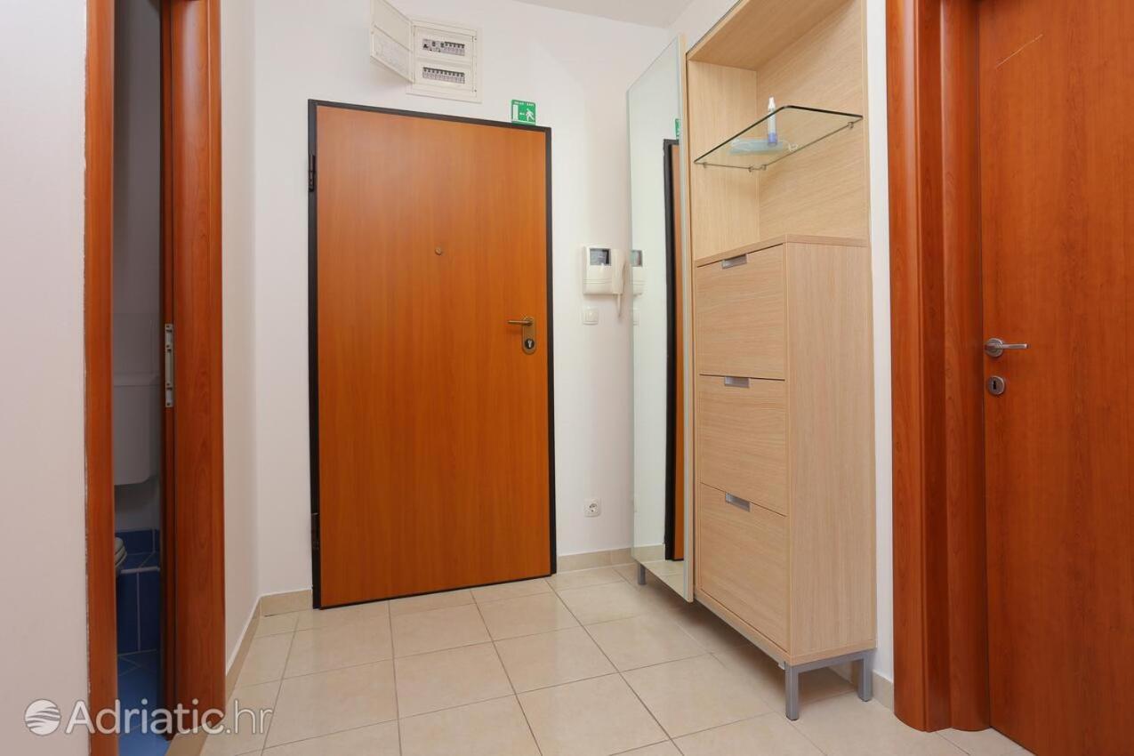 Deluxe Apartment Bagaric Трогир Экстерьер фото